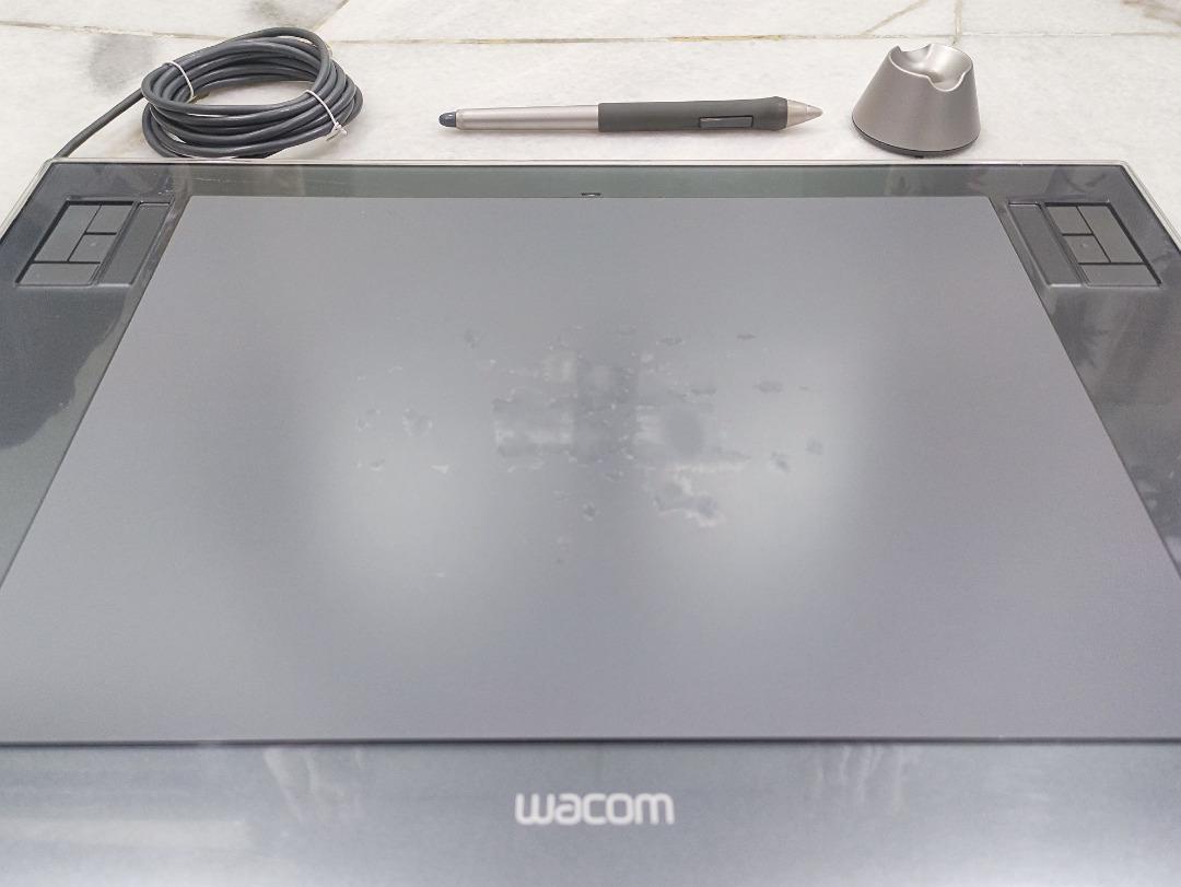 Wacom Intuos3 PTZ-930 Tablet 6×11 inch, Computers  Tech, Parts   Accessories, Other Accessories on Carousell
