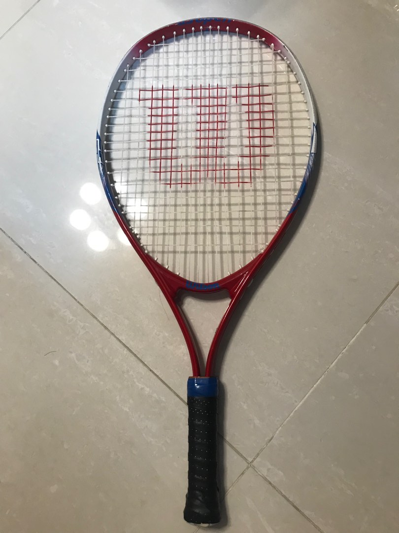 Wilson tennis racket 23 inches, 運動產品, 運動與體育, 運動與體育 球拍和球類運動 Carousell