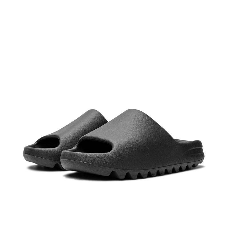 Yeezy Slides Onyx, Men's Fashion, Footwear, Flipflops and Slides on  Carousell