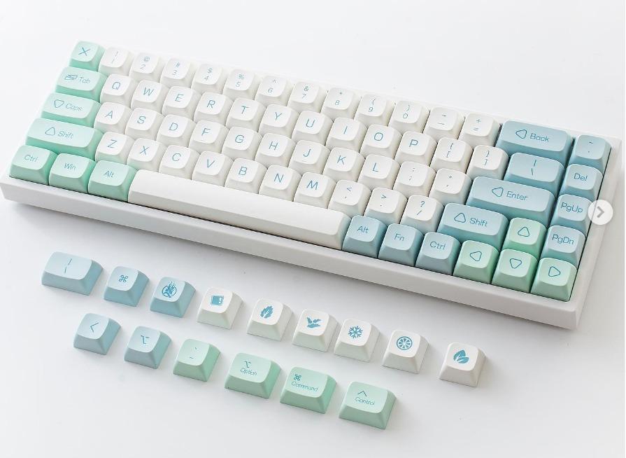 Yunzii Keyboard - Mint XDA keycaps set (Category: Computer Keyboard) located in Quezon City. Submitted by cloudywiwoo (Listing ID 1180501957, Image 1). Description: Pre-order sale!🎊 Order before August 28 so you can avail of the cheaper price. Get this yunzii keyboard-inspired keycaps for less than its SRP of $45 or Php2520.86! Set comes in with 137 XDA keycaps compatible with most MX switch mechanical keyboards to give you that set-up goals! XD