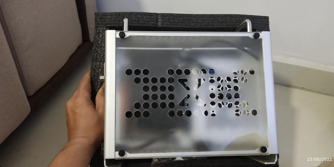 ZZAW B2 itx case with riser and 2 120mm fan and box, Computers & Tech