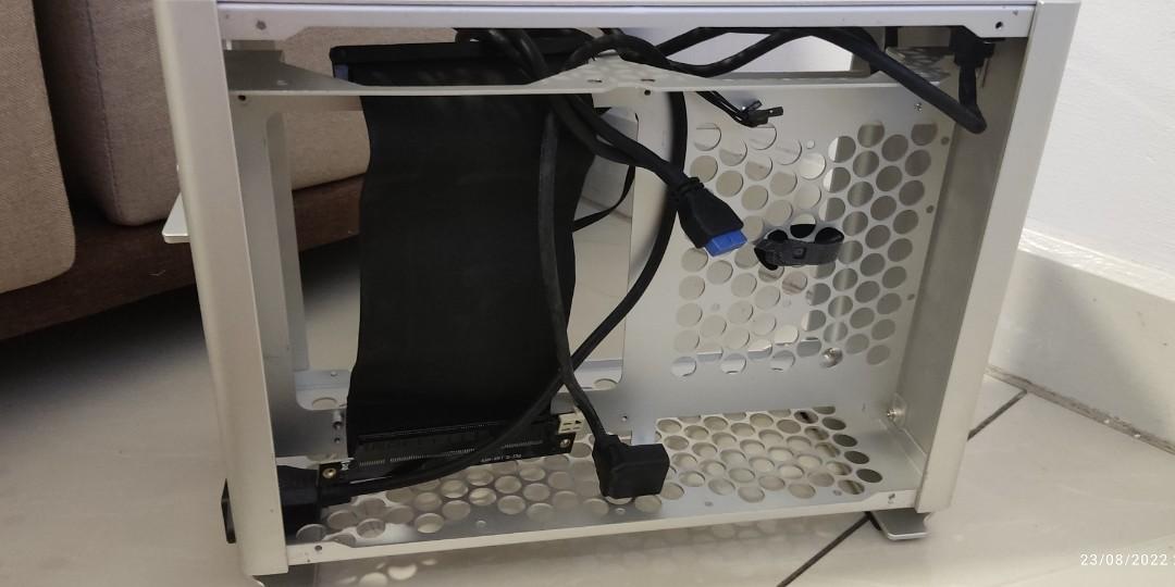 ZZAW B2 itx case with riser and 2 120mm fan and box, Computers & Tech