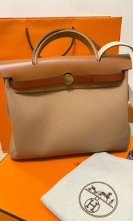 （分類：）位於 。 由 ssleeeee 提交（商品編號 1180814116，圖片 1）。簡介： 。