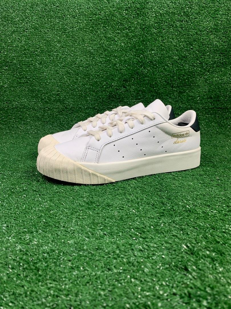 Adidas shop everyn white