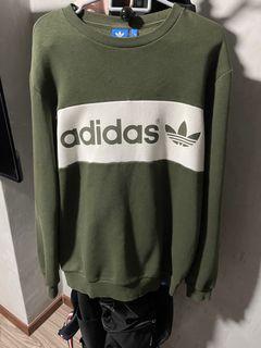 Adidas (original) green Pullover (Small but fits medium)
