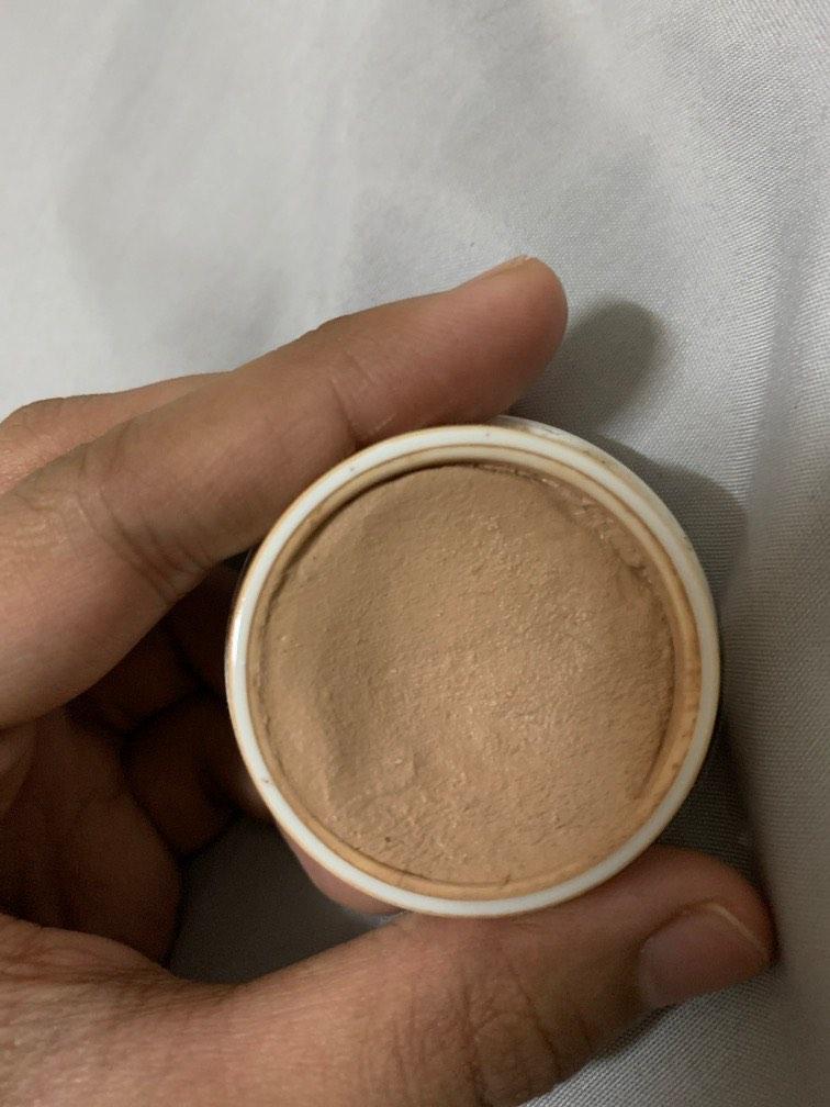 Authentic/ Original Naturactor Foundation/ Concealer (Category: Makeup) located in Manila. Submitted by untouchedxo (Listing ID 1180832981, Image 3). Description: Legit Naturactor Bought it at Lazada for 700+ Shade 151 best for Morena skin tone.