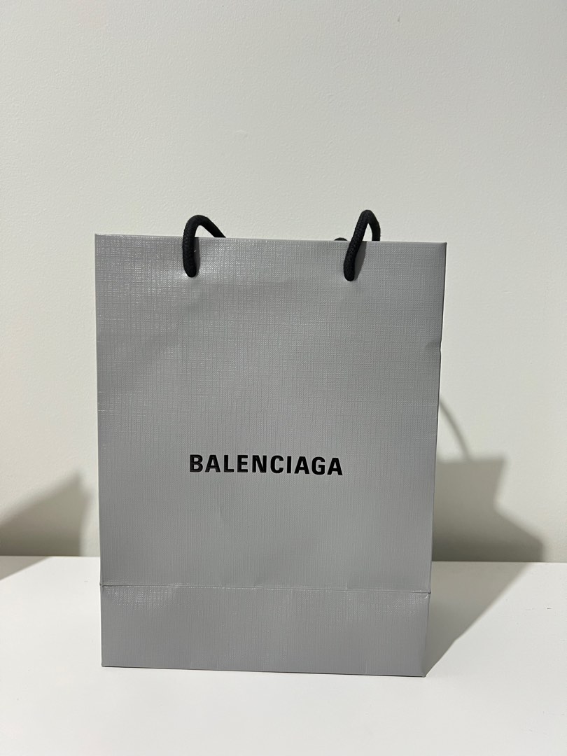 paper balenciaga