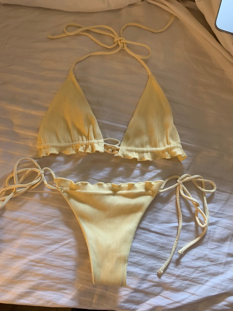 Bershka Bikini Set, Women's Fashion, Swimwear, Bikinis & Swimsuits on