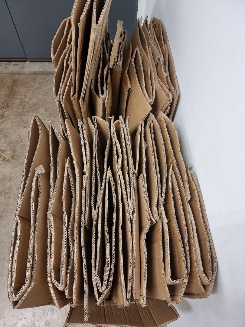 Cardboard boxes. Big size, Furniture & Home Living, Home Improvement