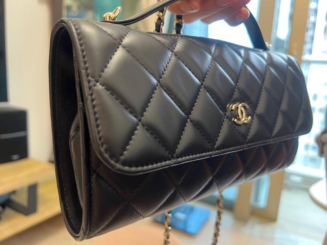 Chanel 2023 Flap Phone Holder w/ Chain - Black Crossbody Bags, Handbags -  CHA847280