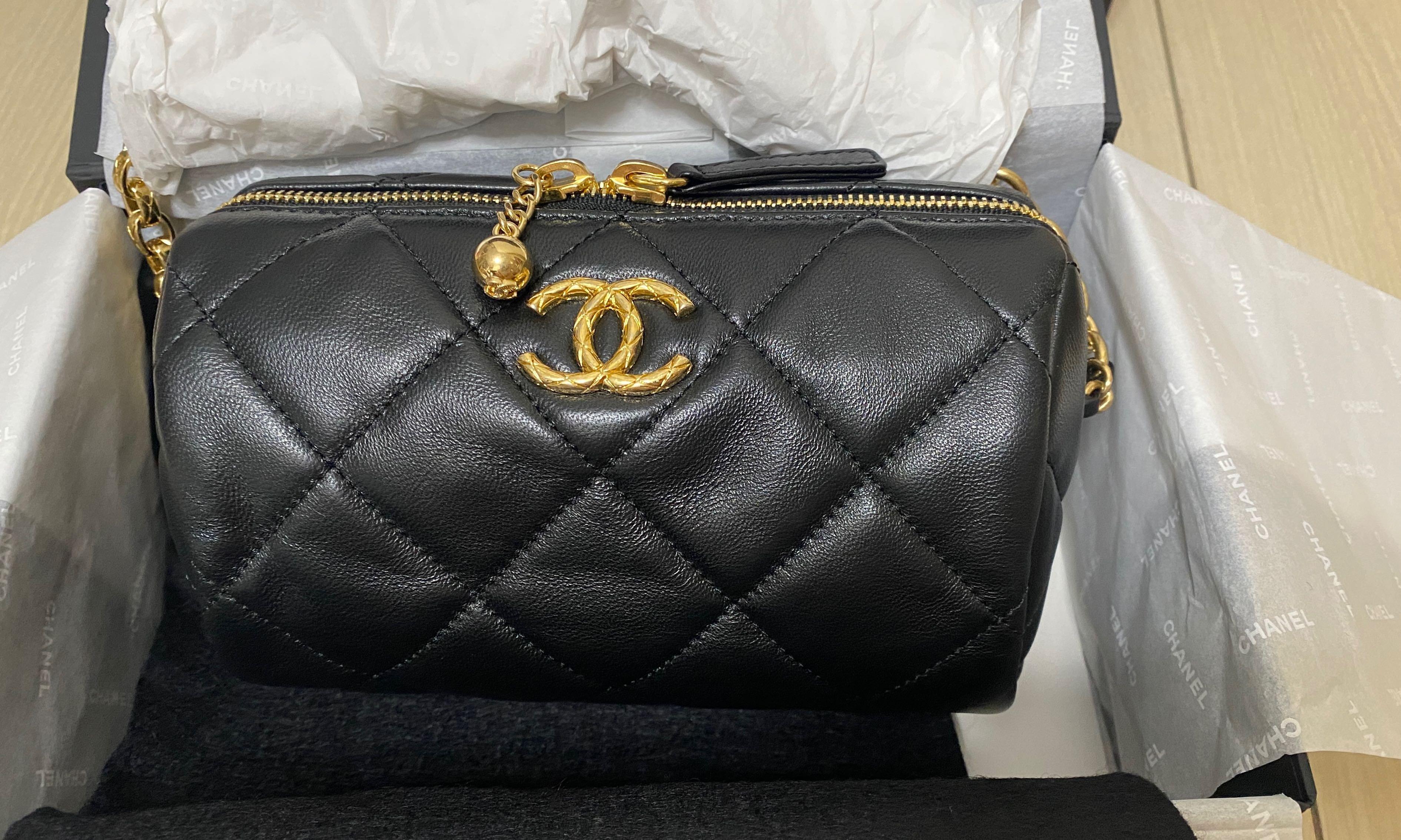 Chanel mini bowling bag 22a, 名牌, 手袋及銀包- Carousell