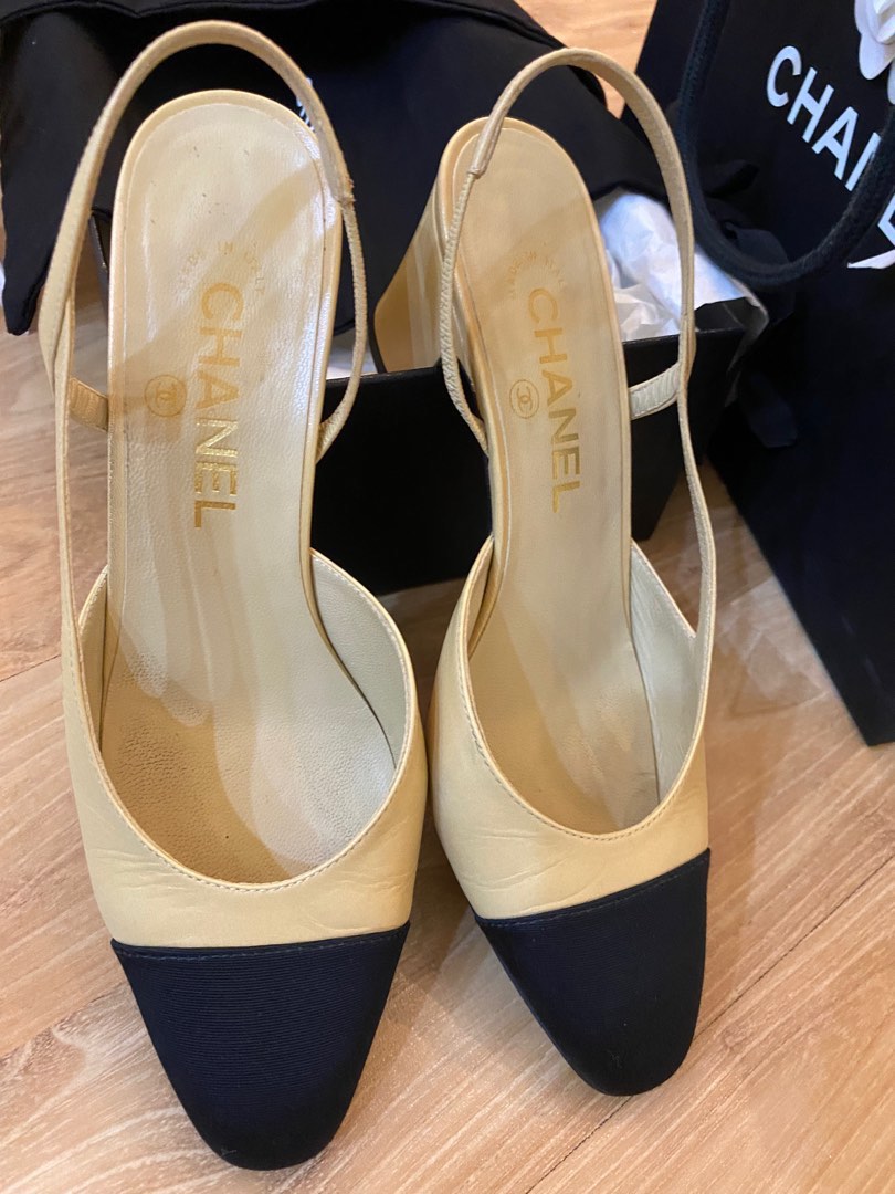 Chanel discount nude heels