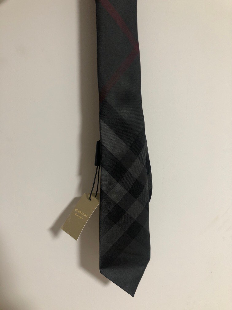 Black burberry online tie