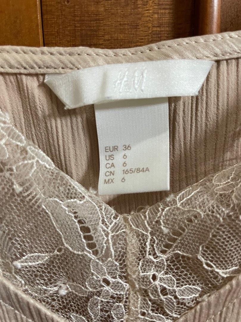Cream H&M Camisole Top (Category: Sleeveless) located in Quezon City. Submitted by monsdeclutter (Listing ID 1180784520, Image 3). Description: MOP: Gcash.