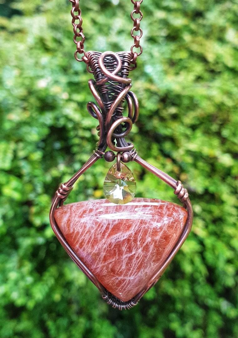 Pure rose quartz necklace online
