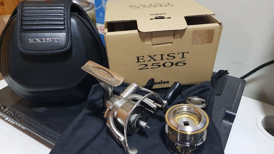 Daiwa Spinning Reel EXIST 2506, Sports Equipment, Fishing on Carousell
