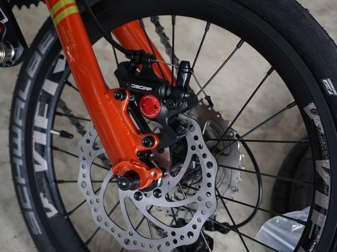 DECAF Bicycle Brake Calipers, Sports Equipment, Bicycles & Parts, Parts