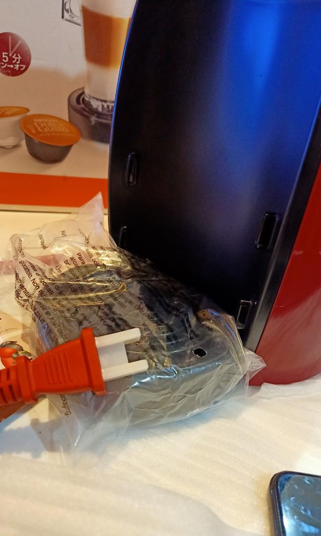 Dolce Gusto Coffee Machine (Category: Coffee & Tea Tableware) located in Cebu City. Submitted by bellababystuffcebu (Listing ID 1180840725, Image 2). Description: Nescafe Original Dolce Gusto Cherry Red Coffee Machine Unused Good as New 110volts..