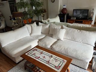 (Category: ) located in . Submitted by irwin_chua (Listing ID 1180699847, Image 1). Description: .