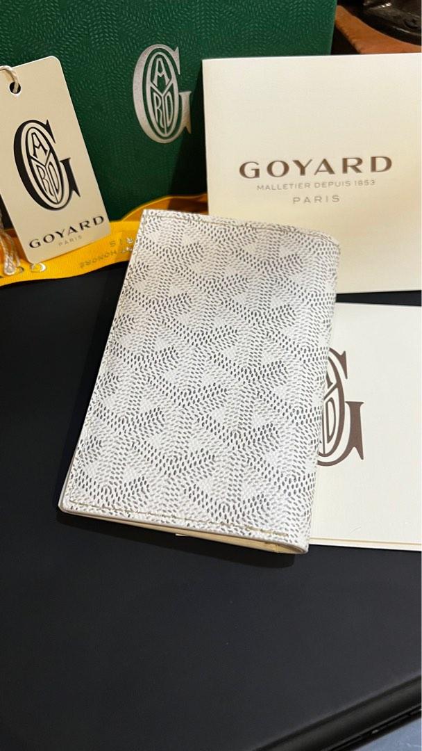 Goyard card holder saint pierre (Category: Luxury Bags & Wallets) located in Cavite. Submitted by rraaa32 (Listing ID 1180790796, Image 2). Description: Bnew with box card ribbon Missing dustbag.