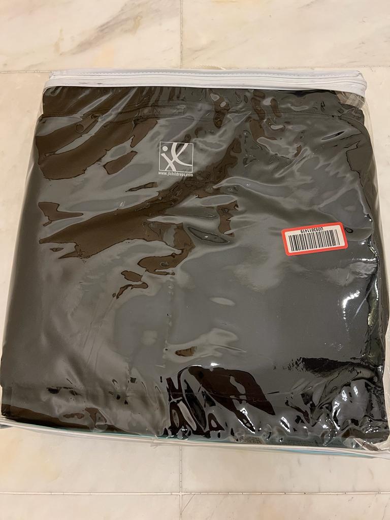 J.L Childress Wheelie Car Seat Travel Bag, Babies & Kids, Going Out