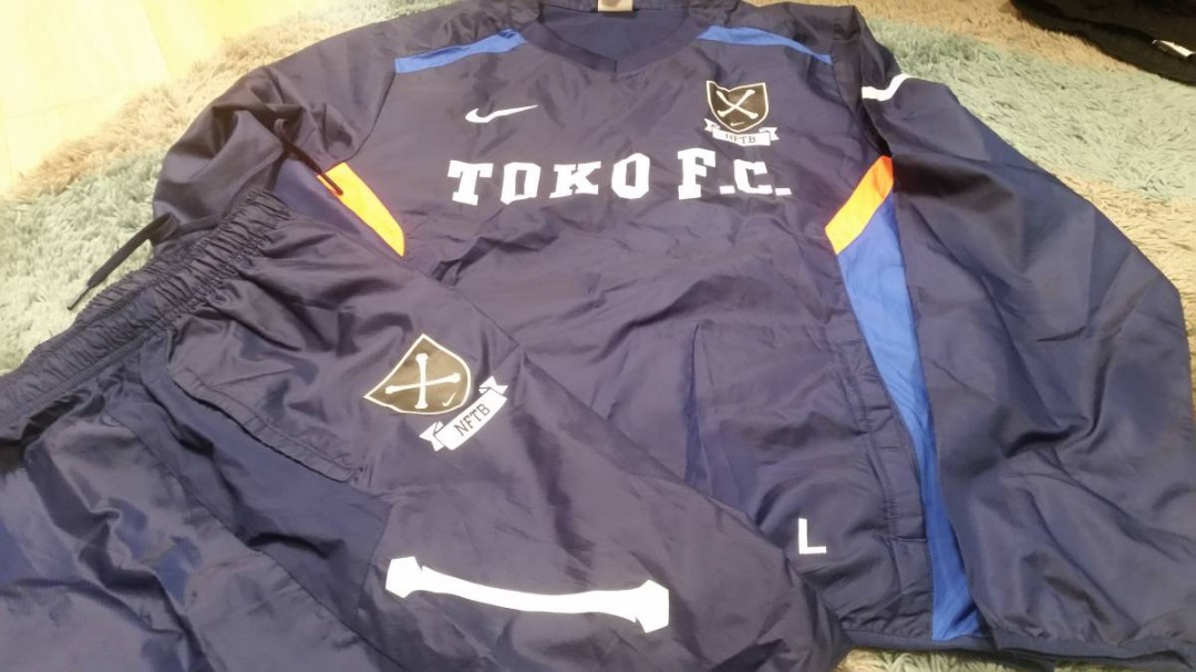 Kiriko Gakuen Nike NFTB Piste, 男裝, 運動服裝 - Carousell