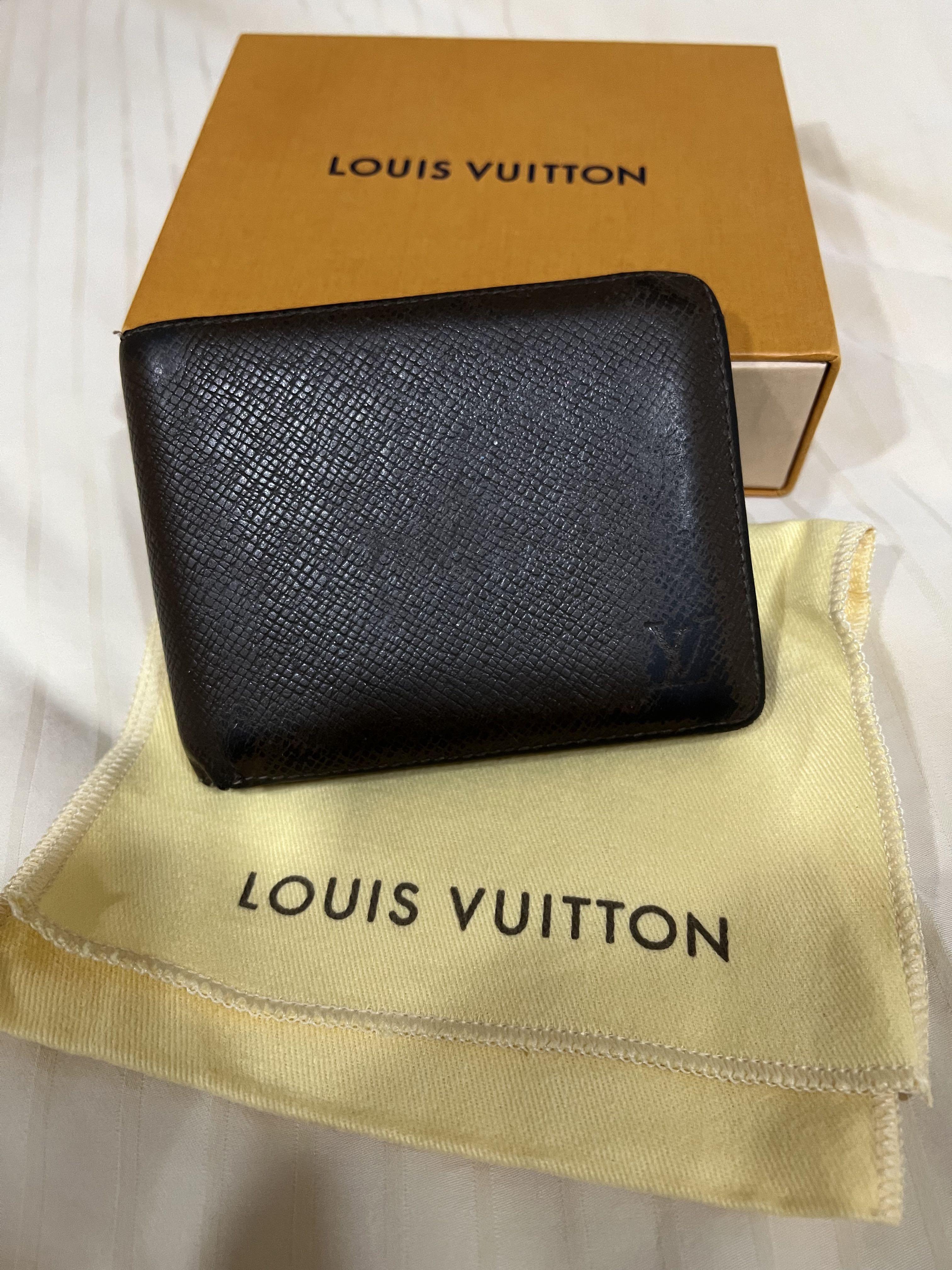 Louis vuitton Men Slender Wallet M62294, Luxury, Bags & Wallets on Carousell