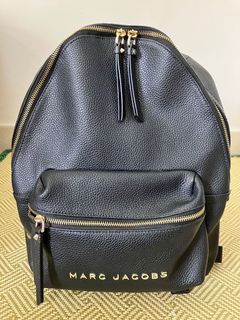 （分類：）位於 。 由 Uants 提交（商品編號 1180737449，圖片 1）。簡介： 。