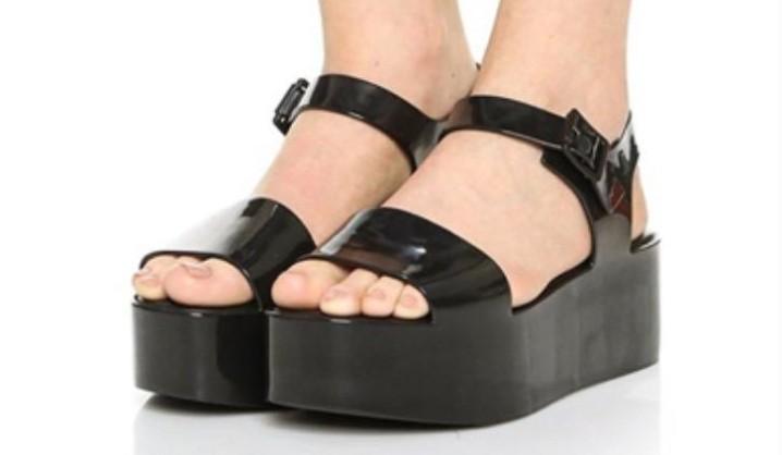 Melissa mar hotsell platform sandal