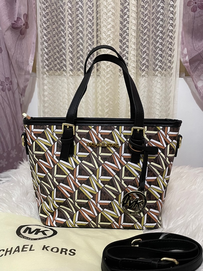 Michael Kors Carry All Tote Mini, Luxury, Bags & Wallets on Carousell