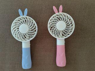 MINI USB Fan with blue /pink colours
