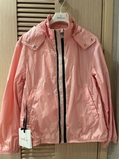 （分類：）位於 。 由 elsabbcloset 提交（商品編號 1180801846，圖片 1）。簡介： 。