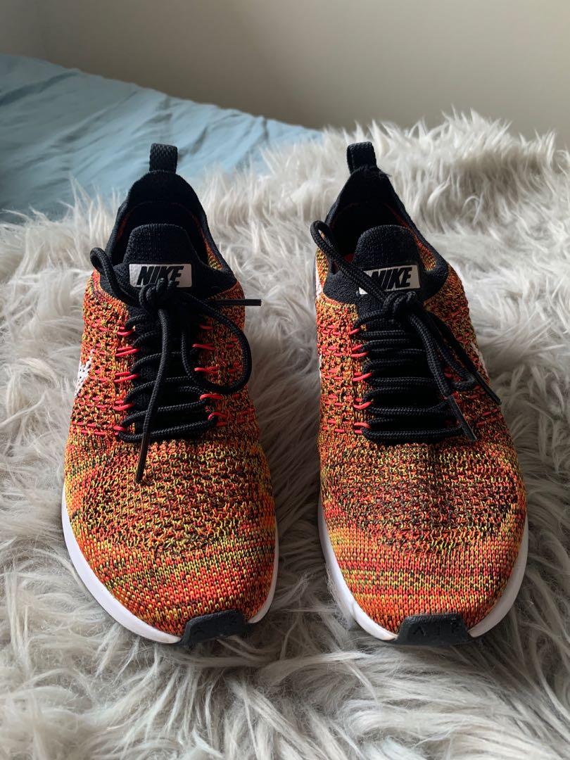 Nike flyknit mariah racer top