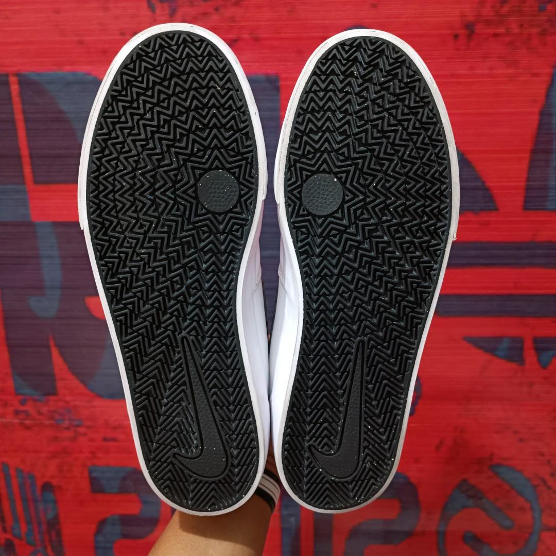 Nike SB Charge Canvas White, Fesyen 