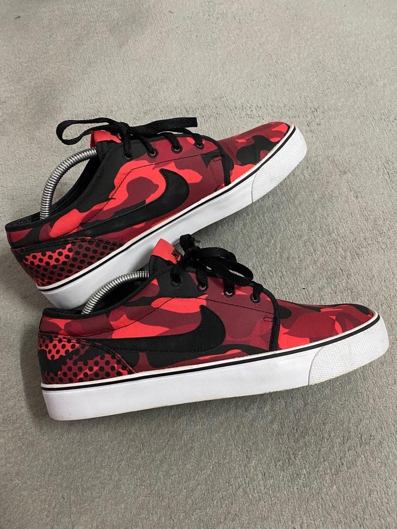 Nike hotsell sb toki