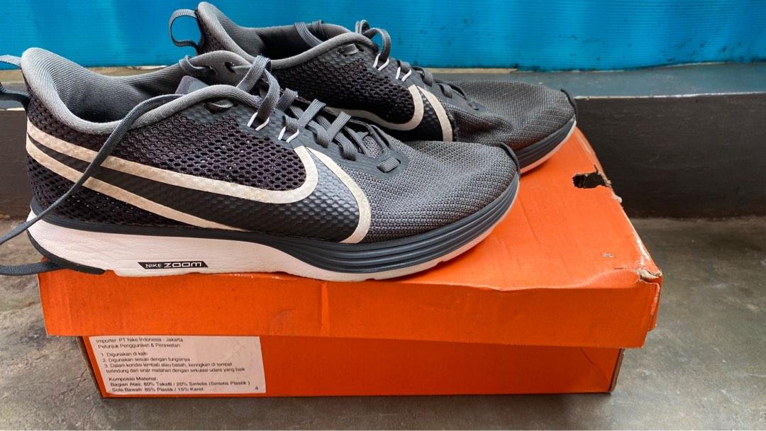 Nike zoom strike 2 size 41 nego Fesyen Pria Sepatu Sneakers