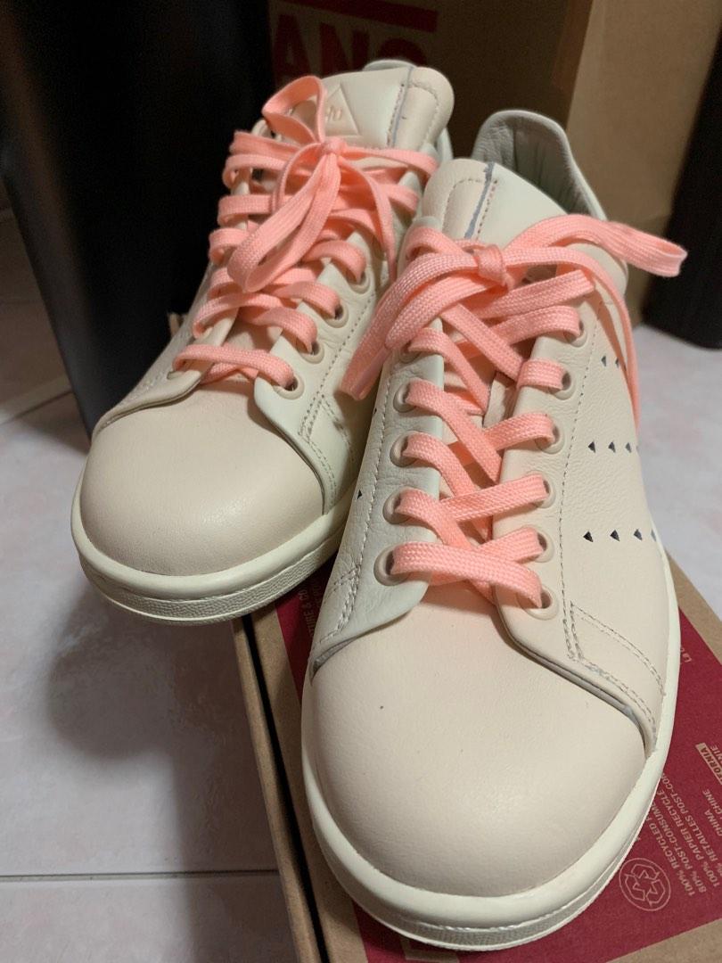 Pharrell williams stan smith pink hot sale