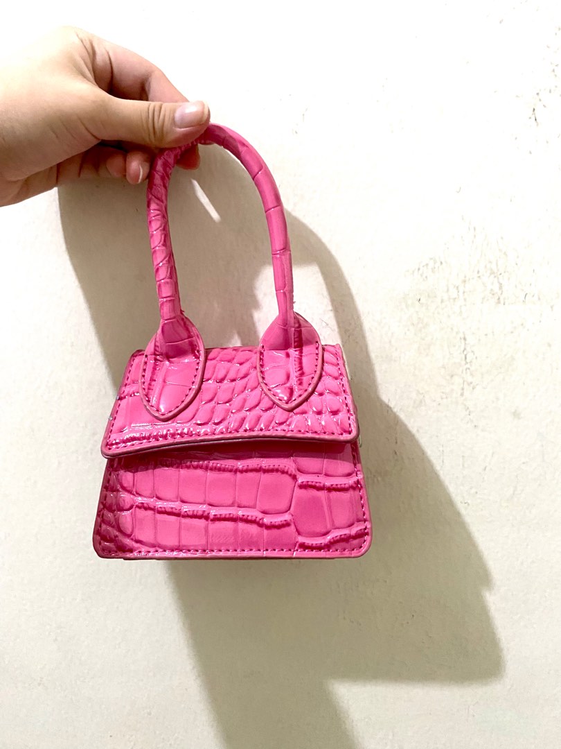 Pink small bag, Women's Fashion, Bags & Wallets, Shoulder Bags on Carousell