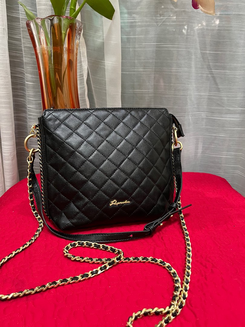 Buy FARGO Black Structured Sling Bag online | Looksgud.in