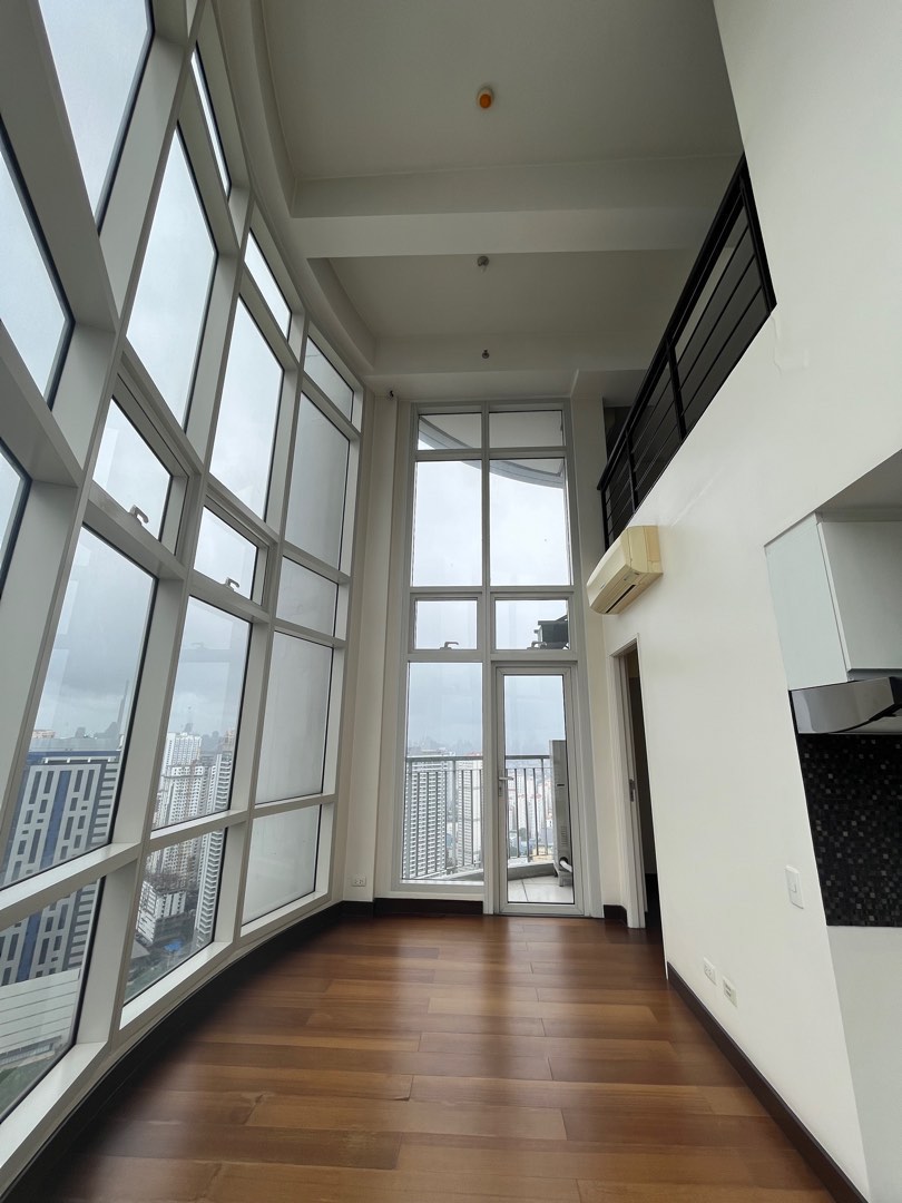 RFO Two Bedroom Loft Type Condo Unit for Sale in Twin Oaks Place