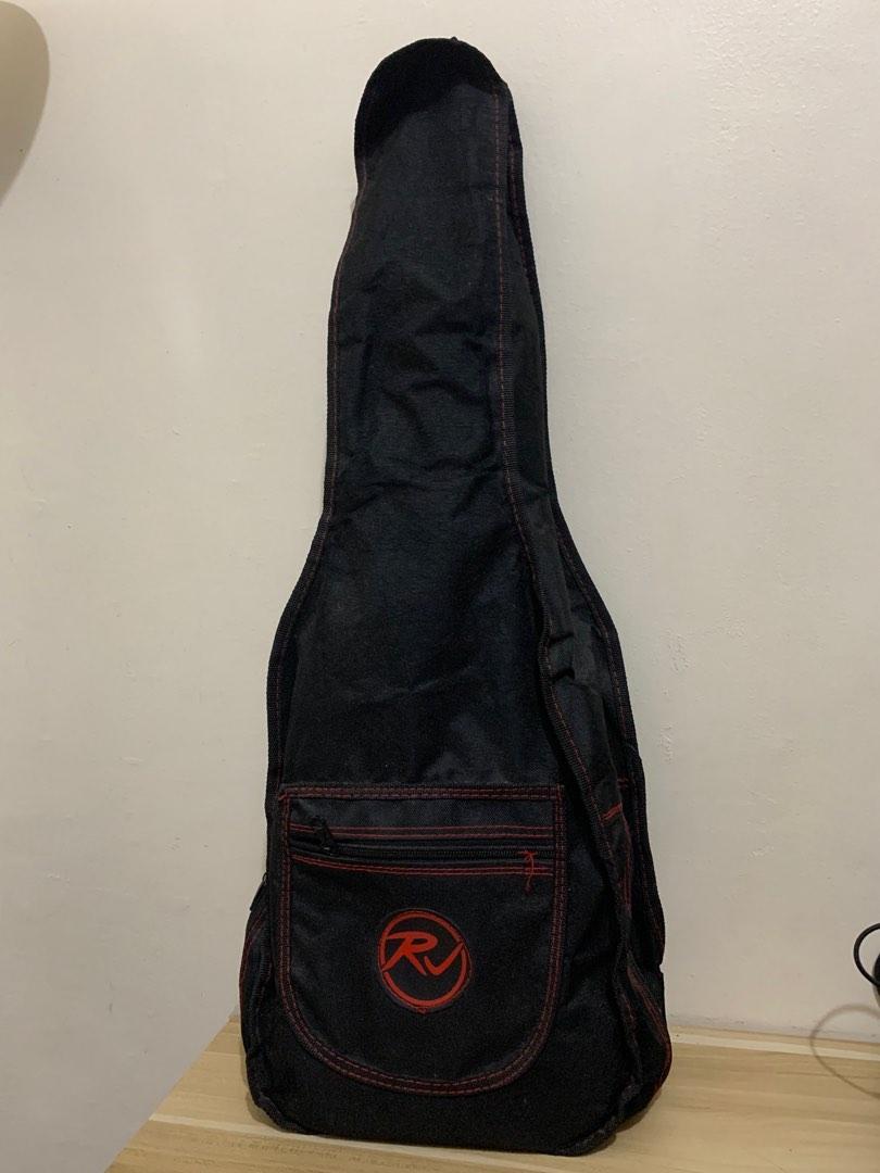 RJ Ukelele (Category: Musical Instruments) located in Marikina City. Submitted by heeseunglee (Listing ID 1180764986, Image 2). Description: WITH BAG!! Has chips on the edges (kindly see the photos) WORKING WELL!! Please don’t hesitate to message and ask questions 🤍.
