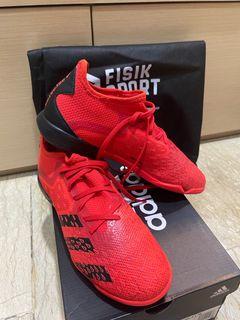 Sepatu Futsal Adidas Predator Freak - Red