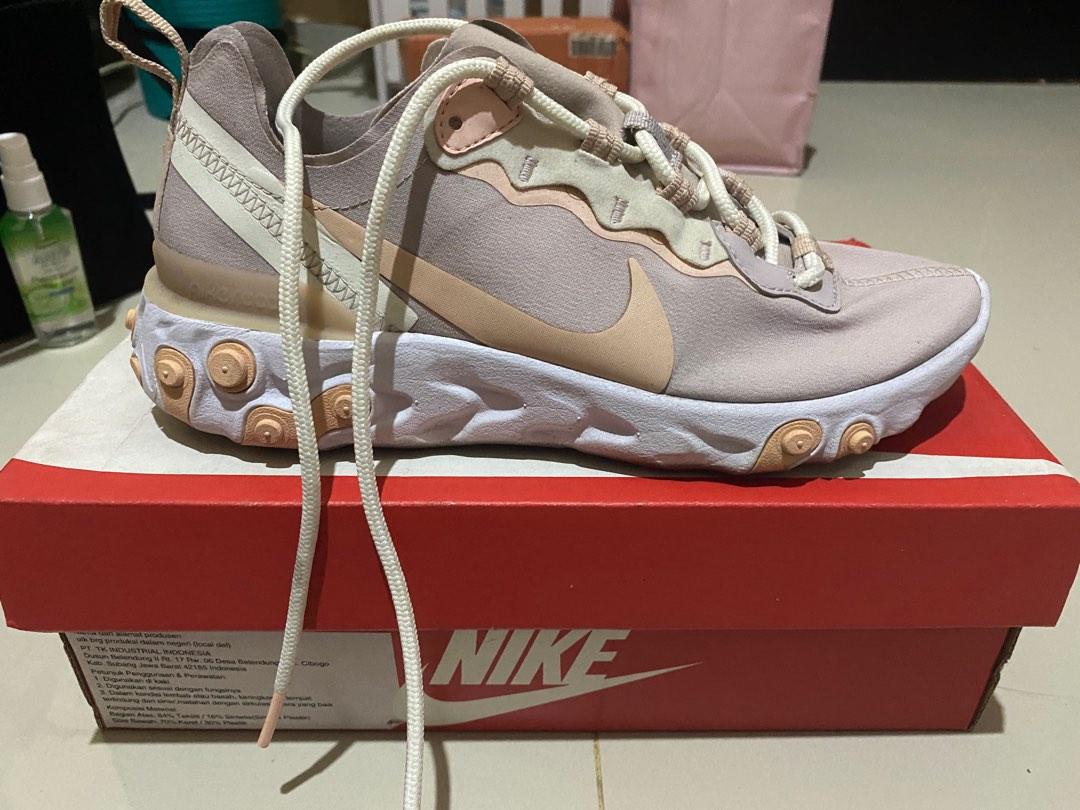 Sepatu nike cheap element