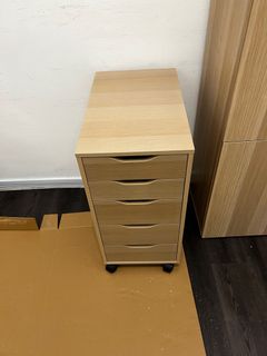 (Category: ) located in . Submitted by Furnitureinstallationguy (Listing ID 1180686189, Image 1). Description: .