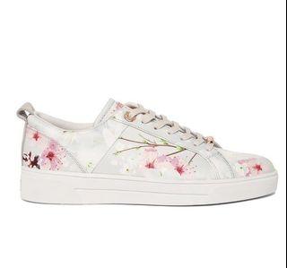 Ted baker sales sale sneakers