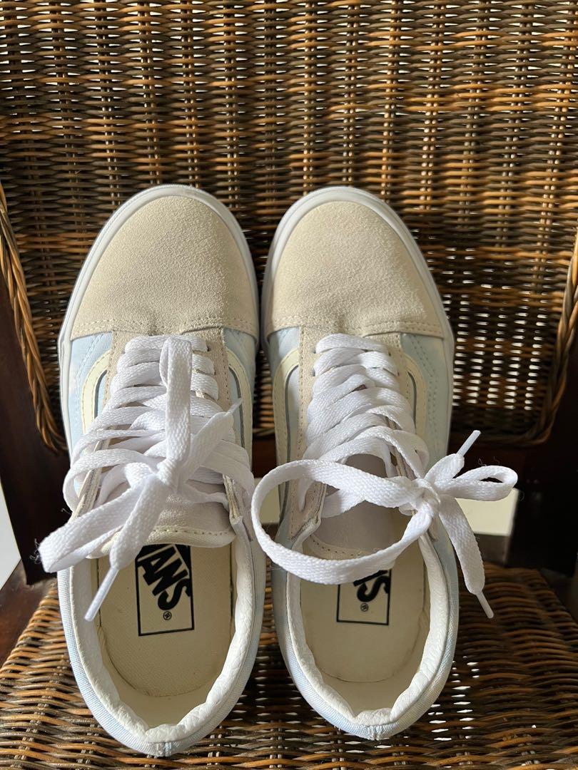 Washing sales vans sneakers