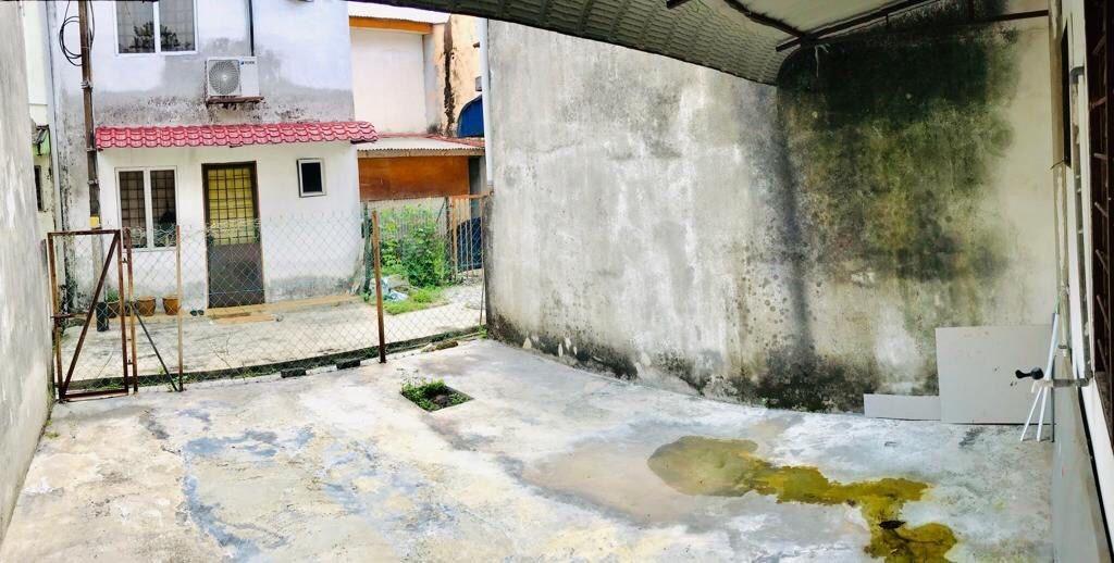 [WTS] Double Storey Section 18, Shah Alam, Property, For Sale on Carousell