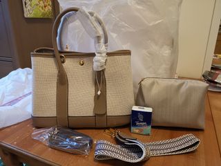 （分類：）位於 。 由 zanity_clearance 提交（商品編號 1180943522，圖片 1）。簡介： 。