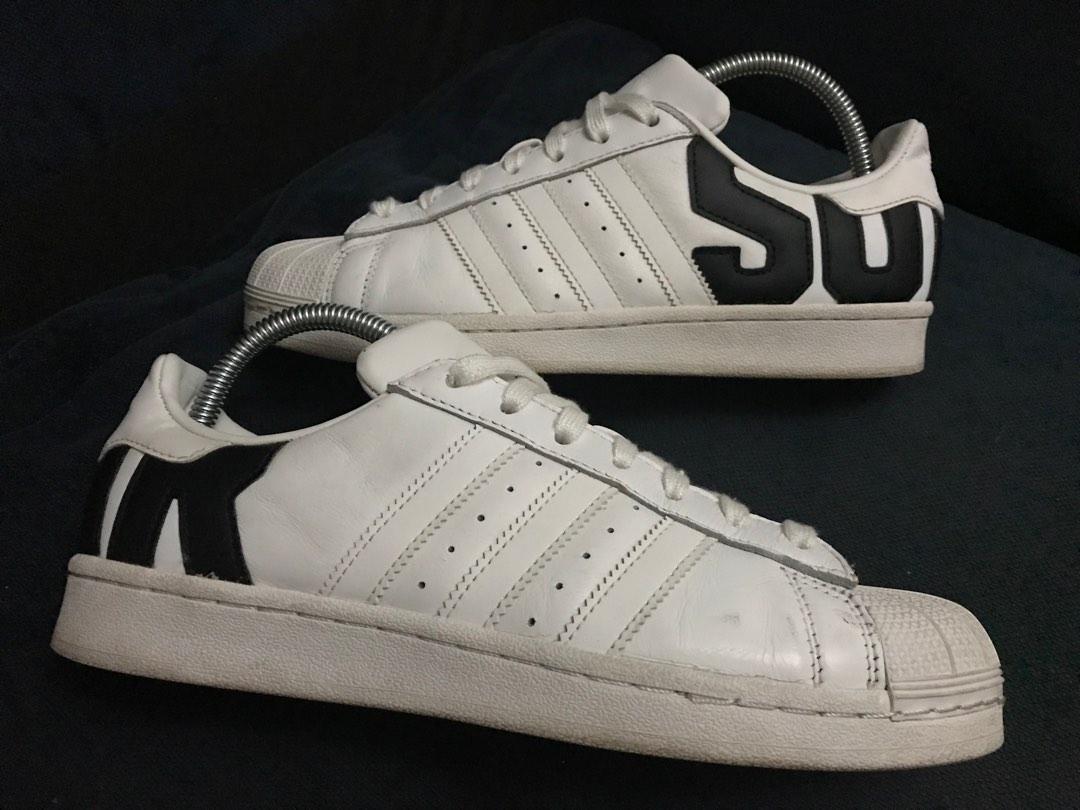 Adidas superstar big text best sale