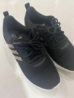 Adidas women sneakers